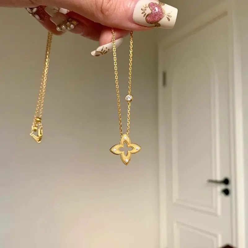 S925 Sterling Silver Same Style Niche Design Brushed Necklace for Women Vintage High-end Sweater Chain Sparkling Diamond Collarbone Chain for Women