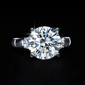 #18 (Aurora 5CT ) 925 Sterling Silver Synthetic Moissanite Ring