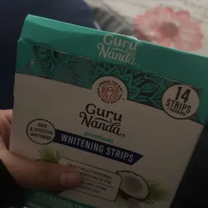 Product Review of GuruNanda Whitening Strips, 7-day treatment (7 Packets - 2 Strips per pack) - Non-Slip, Dry Strip Technology from n**y