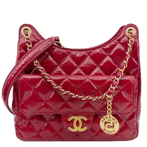 Pre-owned CHANEL Leather Crossbody Bags Wavy CC Shiny Crumpled Calfskin Hobo Bag Red