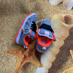 Large size men's shoes 36-48 |   Grey orange contrasting jacquard board shoes |   Breathable and comfortable without rubbing feet |   Fat feet, wide feet, friendly and trendy skateboard shoes