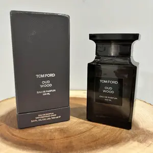 Luxury Oud Wood Fragrance EDP 3.4 fl oz Unisex New