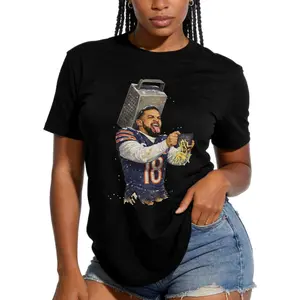 Caleb Williams Bears Packers Rivalry Graphic T-Shirt – Premium 100% Cotton Fan Gear for Game Day