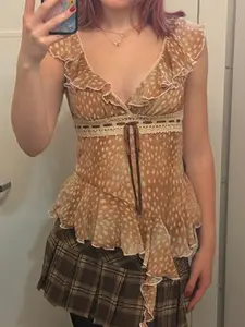 Deer Animal Print Y2K Vintage Slim Fit Low Cut Top, Cute Sexy Irregular Hem Design, Without Button & Collar, Trendy Women's Tee