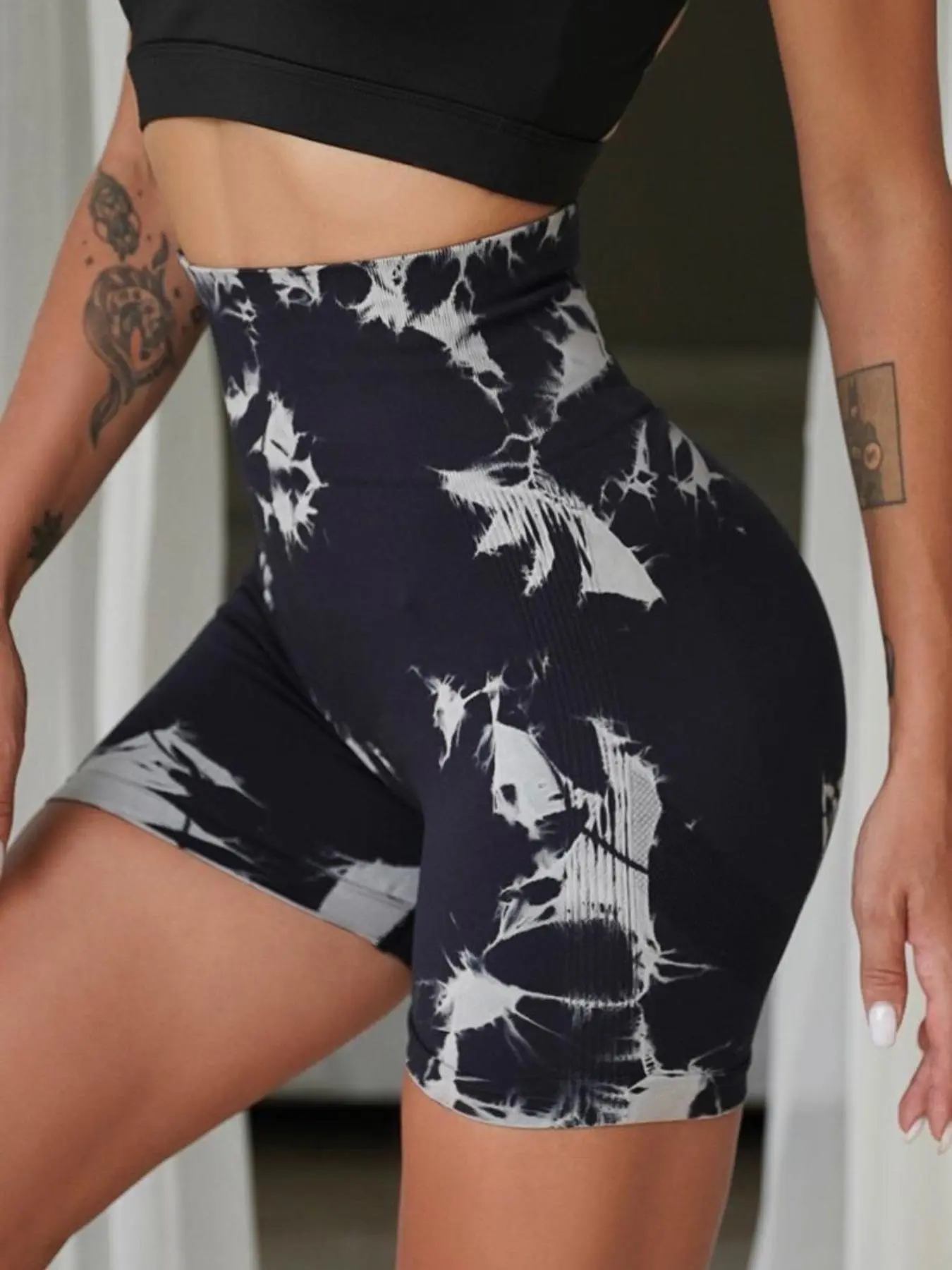 Women's High Waisted Tie Dye Yoga Shorts, Elastic High Waist Butt Lifting Sports Pants, Seamless Slim Fit for Yoga and Running, Athleisure Shorts Women's High Waisted Tie Dye Yoga Shorts, Elastic High Waist Butt Lifting Sports Pants, Seamless Slim Fit for Yoga and Running, Athleisure Shorts