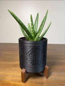 Circle Planter w/ Stand & Removable Drip Tray - House