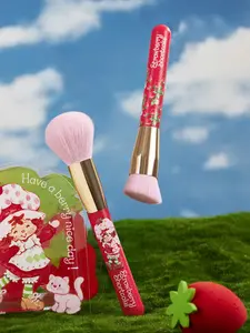 Strawberry Shortcake X SHEIN 2pcs Pink Makeup Brushes – Soft Bristles, Cute Cartoon Design, Perfect for Daily Beauty Routines