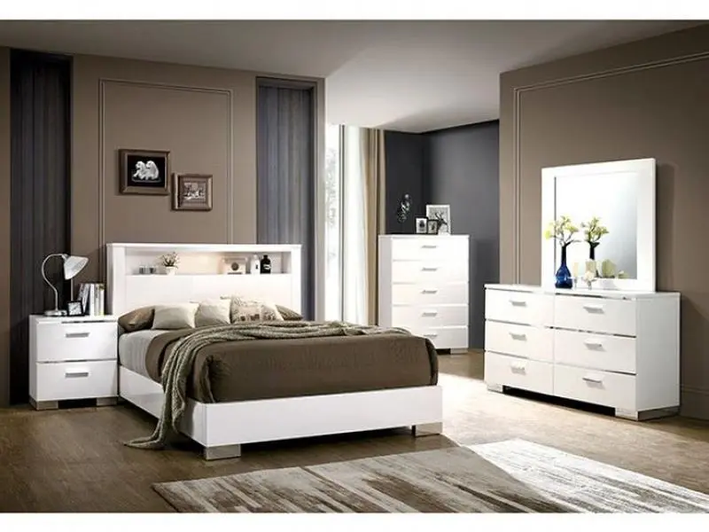 Carlie Contemporary Platform Bed with LED Headboard, Glossy White Lacquer Finish & Chrome Trim – Modern Bedroom Furniture By FOA