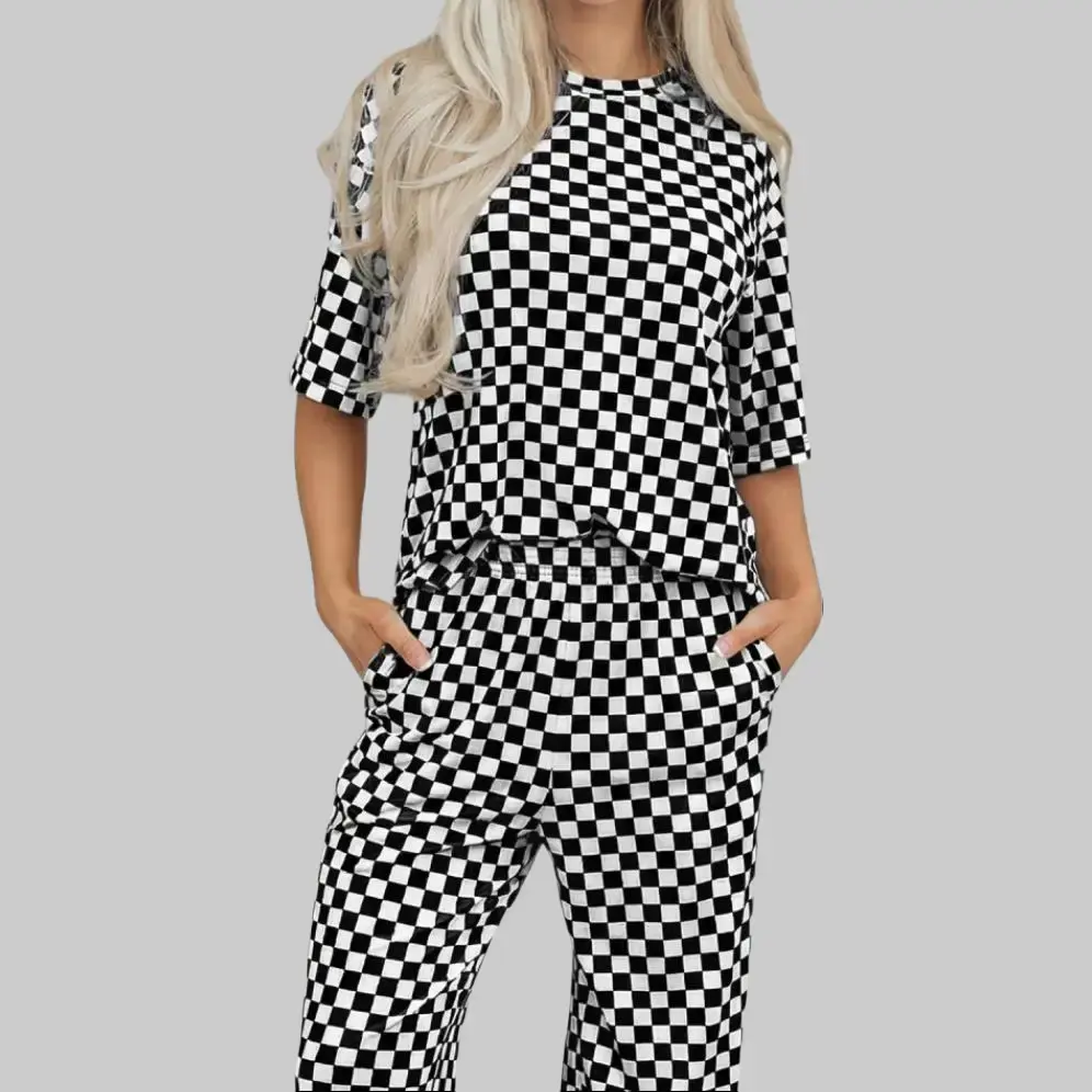 Women's 2-Piece Soft Checkered Tee & Lounge Bottoms Set - Breathable Half-Sleeve Home Outfits, Casual Sleepwear & Loungewear Clothes, Everyday, Pajama Sets Women, 2‑Pc Lounge Set, Chic Checkered Look