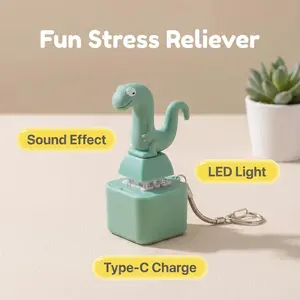 Realistic Croaking Lizard Keychain - Rechargeable LED Color-Changing Plastic 3D Dangle Cool Accessory, Lizard Keychain Button Stress Relief Toy for Kids, Keychain Accessory