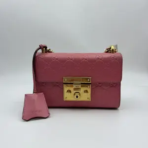 Pre-owned GUCCI H5 Padlock series small GG embossed chain bagH19111