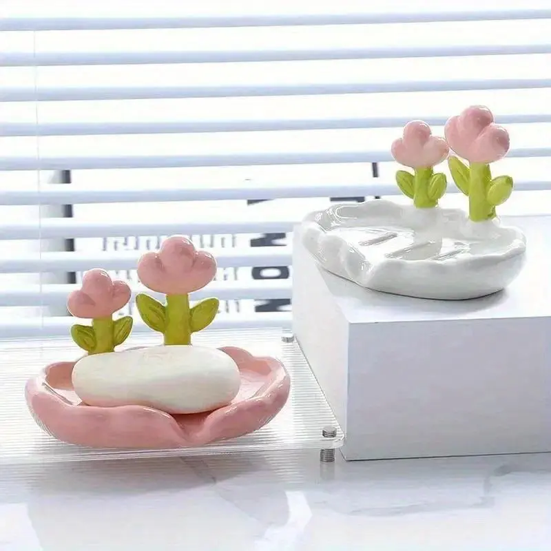 1pc brand new, creative and adorable floral bathroom soap dish that doesn't require punching drainage holes.