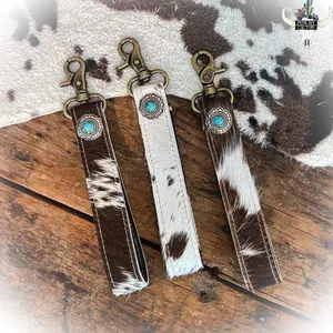 Cowhide & Concho Western Keychain – Turquoise Accent + Swivel Clip