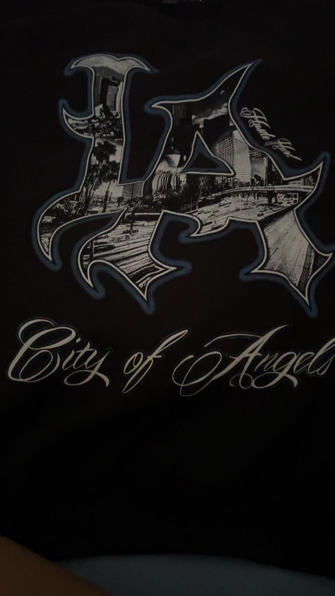 Item: Sweatshirt, XL