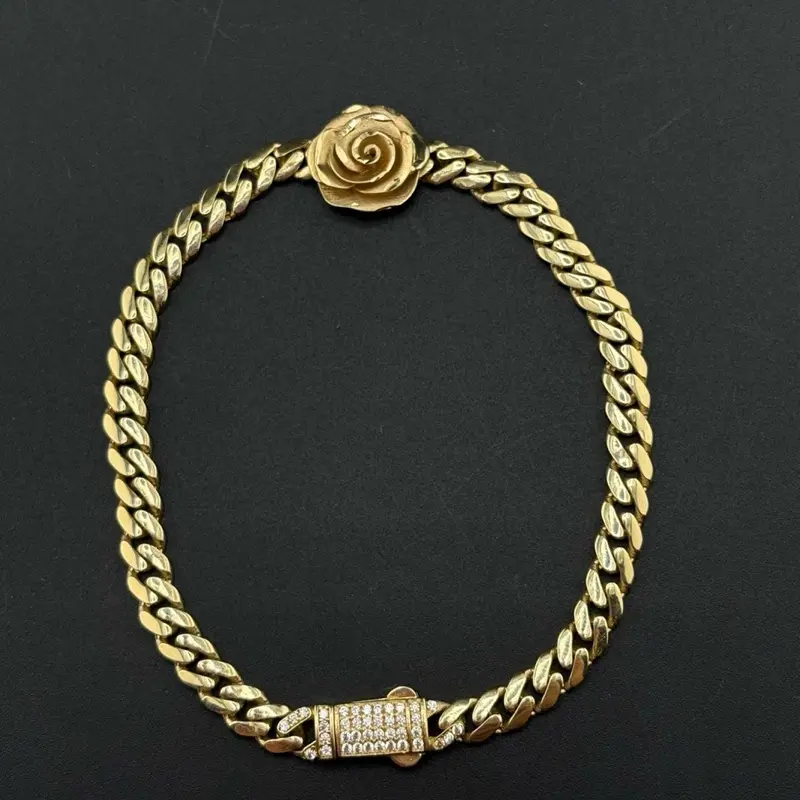 14k Gold Flower Bracelet, Size 7