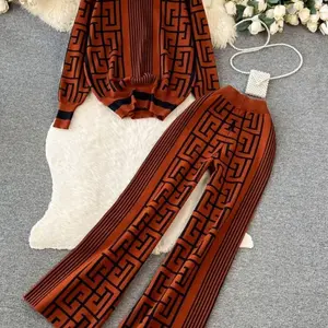 Amelia Style Luxury Brown Knit Set - Comfortable & Stylish 2-Piece Outf