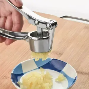 Aluminum Alloy Garlic Presser, Manual Ginger Squeezer, Multi-Functional Kitchen Tool, Handheld Garlic Crusher, Lemon & Garlic Juicer, Kitchenware Utensils