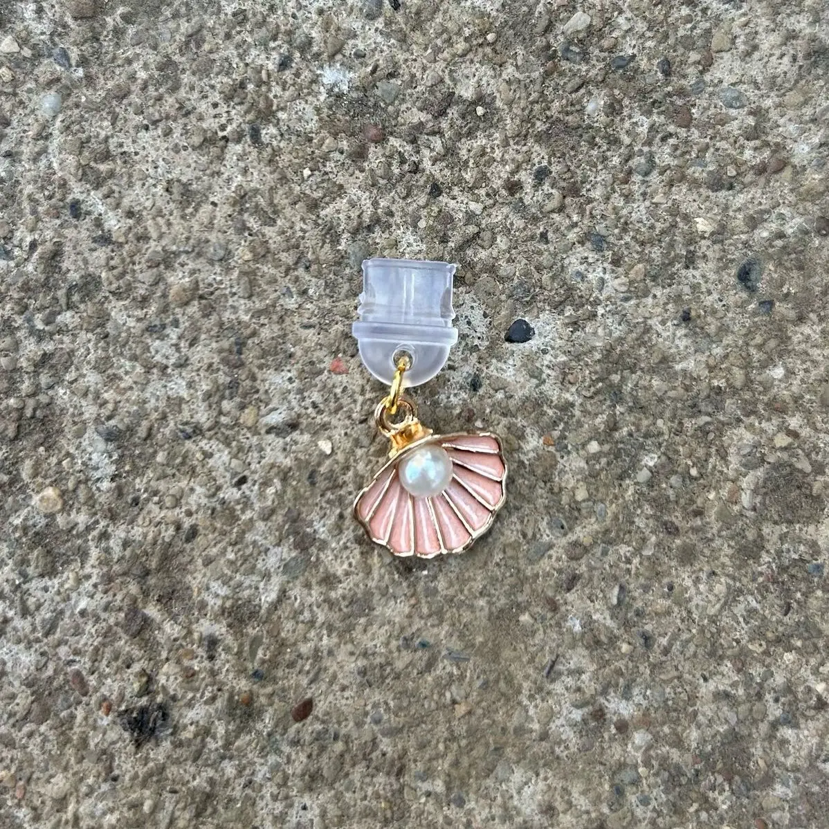 Pink Shell with Pearl