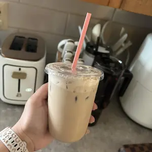 Cute Pink Heart Straw Cups | 100 Sets Party Essential | Leakproof & Spill-Resistant Design for iced coffee protein shake cups | 400ml Large Capacity | Exclusive & galentines party| Eco-Friendly & BPA-Free Material Summervibes