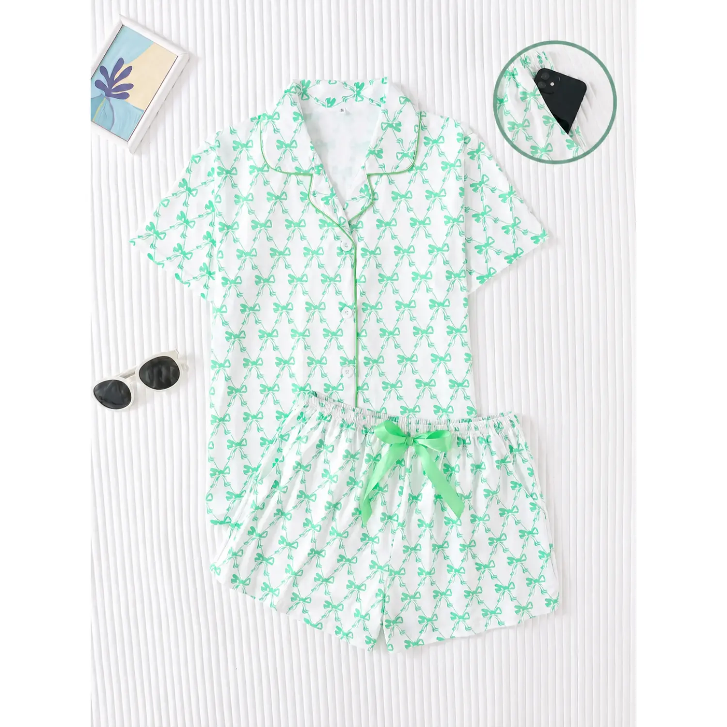 Women's Bowknot Print Short Sleeve Pajama Set - Lapel Top & Pocketed Shorts Sleepwear for Summer