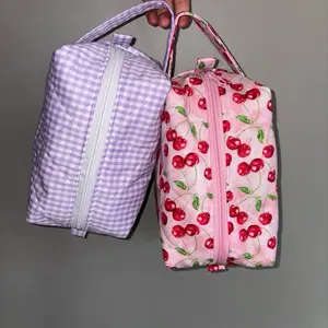 Handmade Boxy Makeup Bag with Quilted Design and Zipper Closure for Cosmetics