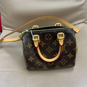 Pre-owned Louis Vuitton canvas Crossbody Bags louis vuittion speedy nano MG10499【the vault】