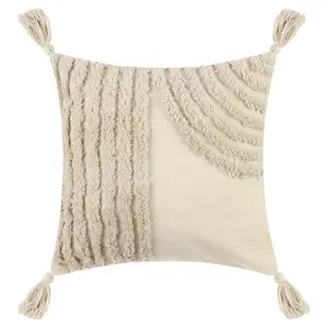 REGALWOVEN Boho Throw Pillow Covers, Decorative Pillow Covers with Tassels Woven Tufted Bohemian Cushion Covers for Couch Sofa Bedroom Living Room 18 x 18 Inch Geometry-2