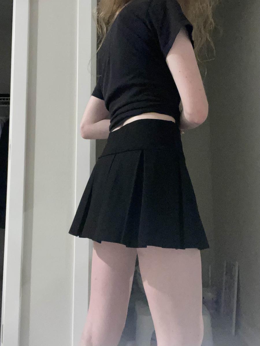 Item: BLACK, X-Small