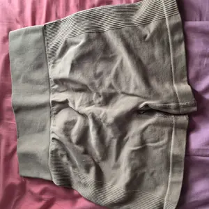 4-Pieces High Waist Tummy Control Side-Ribbed Butt-Lifting Seamless Shorts, Lightweighted Summer Shorts,  Stretchy Womenswear Bottom