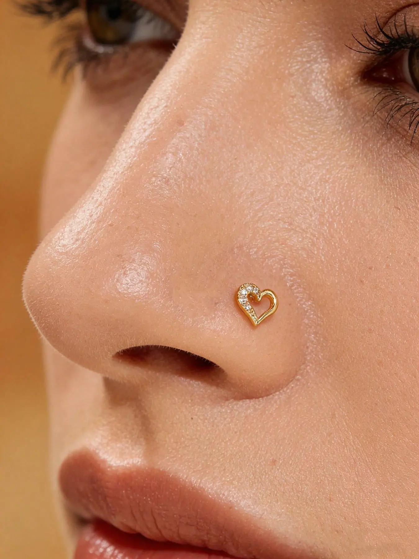 Heart Zircon L-Type Nose Stud, L Shaped Nose Studs, Elegant Crystal Nose Ring, Stud Nose Rings, Tiktok Trendy Jewelry, Fashion Body Jewelry, Women's Hypoallergenic Body Piercing
