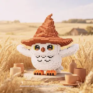 Hat Owl Building Block Toy, Custom Handmade Statue, Lightweight Display Figure, Ideal Gift for Holidays, Includes Hammer and Instructions