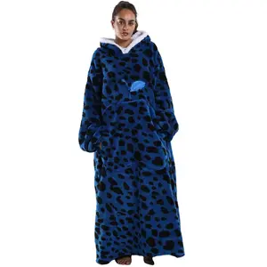 Plus Size Wearable Hoodie Blanket for Women Men, Oversized Hoodie Blanket Cozy Warm Flannel Sweatshirt with Big Pocket, Loungewear Womenswear Hooded Blanket as Gifts for Mom Girlfriend