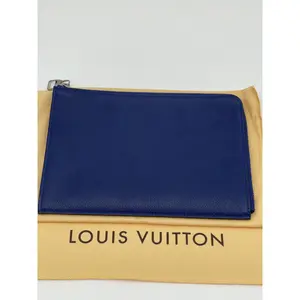 Pre-owned Louis Vuitton Leather Small Leather Goods Preloved Blue Pochette Jour PM Pouch. QB7CWH7 100424 P