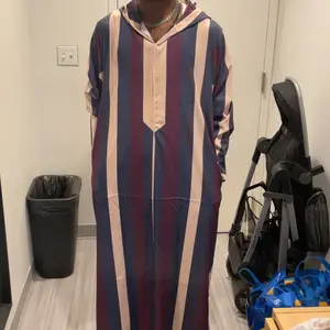 Men's Casual Djellaba, Striped Hooded Moroccan Thobe with Pockets, Long Sleeve Islamic Robe for Daily Wear & Special Occasion