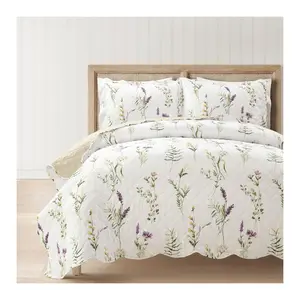 Lush Decor Watercolor Wildflower Scallop EdgedFloral Quilt K
