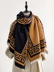 Boho Style Geometric Print Scarf for Women, Double Sided Scarf, Fitted Warm Wrap for Fall & Winter, Fashionable Two-Sided Use, Daily Wear Accessory
