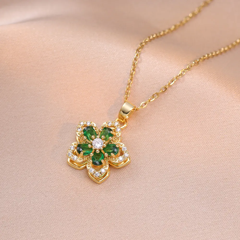 X2984 emerald necklace