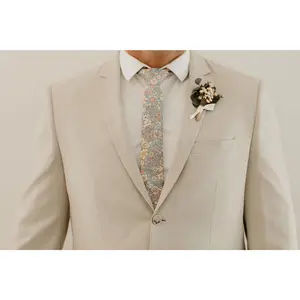 Men's Skinny Tie in Bloomy Day
