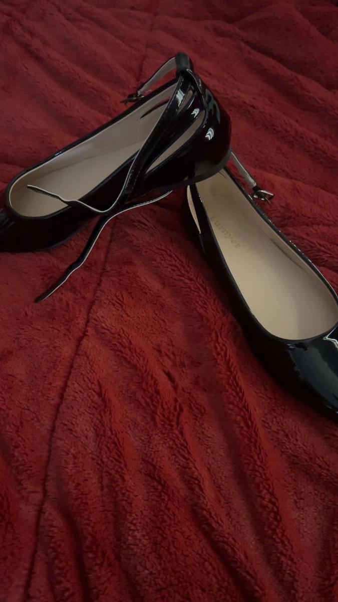 Item: Black Patent, 6.5