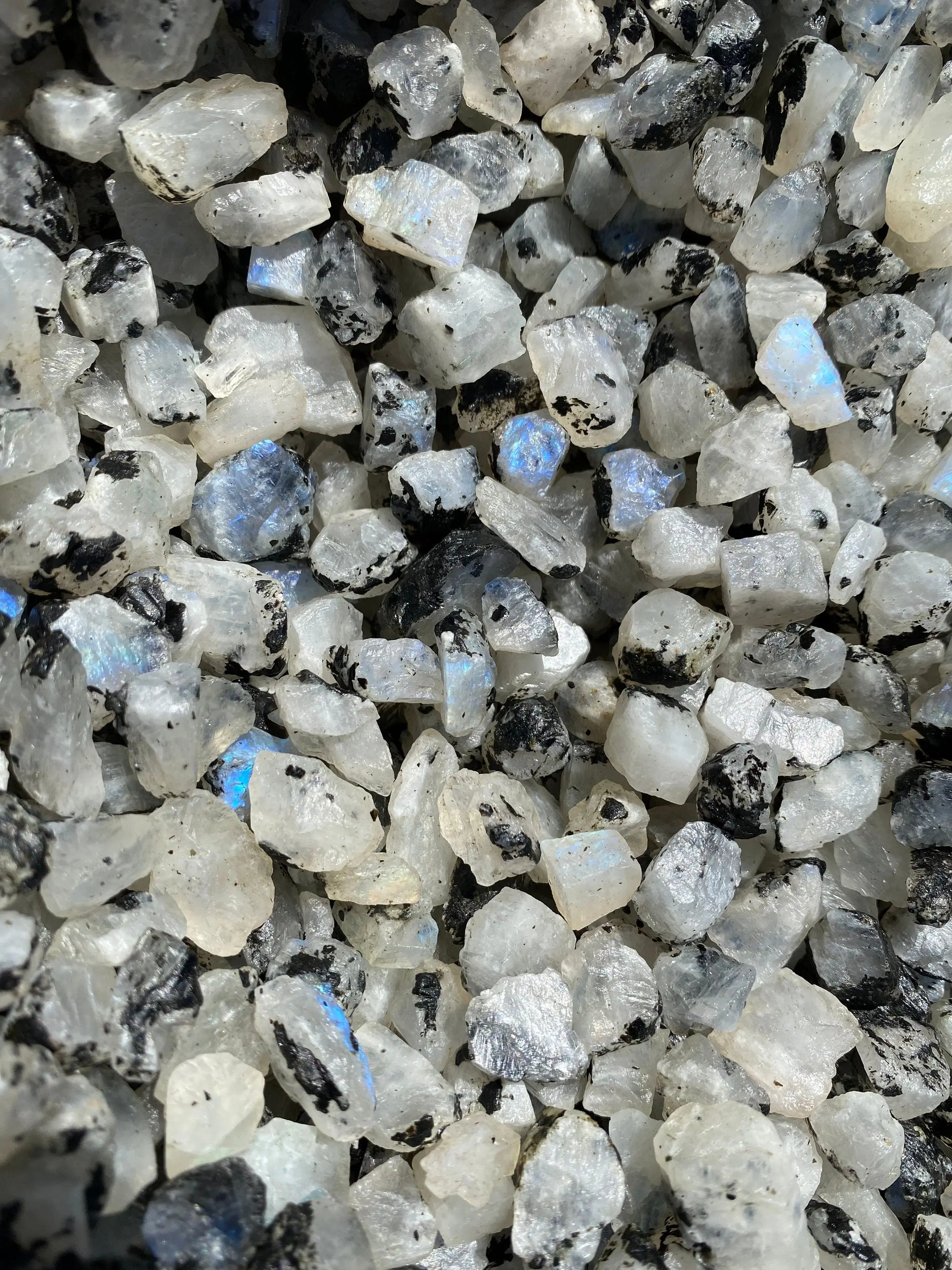 Raw Rainbow Moonstone Grade AA - Rough Rainbow Moonstone Crystal - Natural Rainbow Moonstone - Genuine Moonstone - Healing Crystals & Stones