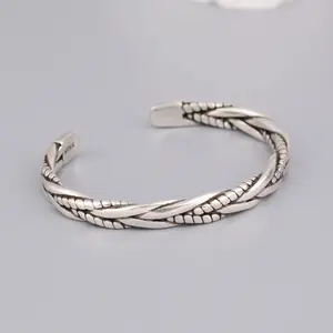 Women's Vintage Handmade Retro Knots Metal Stackable Bracelets - Elegant Minimalist Bangle, Unisex Sports Wristband, Party Fashion Jewelry for Birthday Gifting