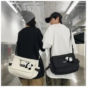 Unisex Water-Resistant Messenger Bag - Crossbody Sling Pack for Men & Women, Large Capacity Casual Sports Bag for Daily Commute  ：