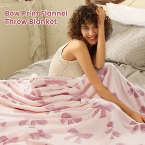 1 Pink Bow Print Flannel Blanket, Ultra-Soft Plush Bedding Blanket, Suitable for all Seasons Throw Blanket, Multi-functional Use, Can be Used as a Nap Blanket, Sofa Blanket, Camping Blanket and Office Blanket, Dorm Essentials