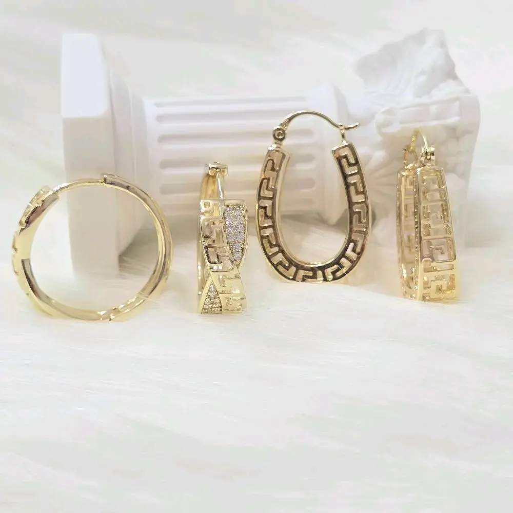 Argollas de FENFEN con zirconias y sin zc , 1 inches diametro. Laminado de alta calidad. Diseño elegante.