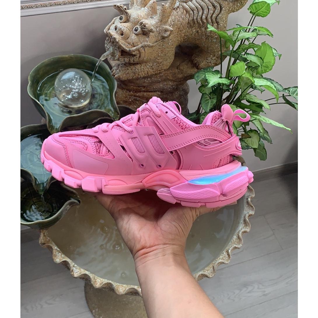 Couple boot Casual Shoes Breathable 3.0 track Plat Dad Shoes with LED Comfortable and luxurious sneakers  shoes