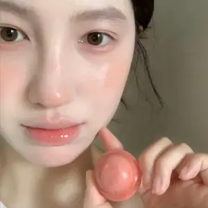 HERORANGE Korean-style Dewy Blush Balls: Moisturizing and hydrating, with a sheer, juicy, glow finish.  Provides vibrant color, lasting shine, and natural blending.  Long-lasting and fade-resistant. Suitable for all skin tones.