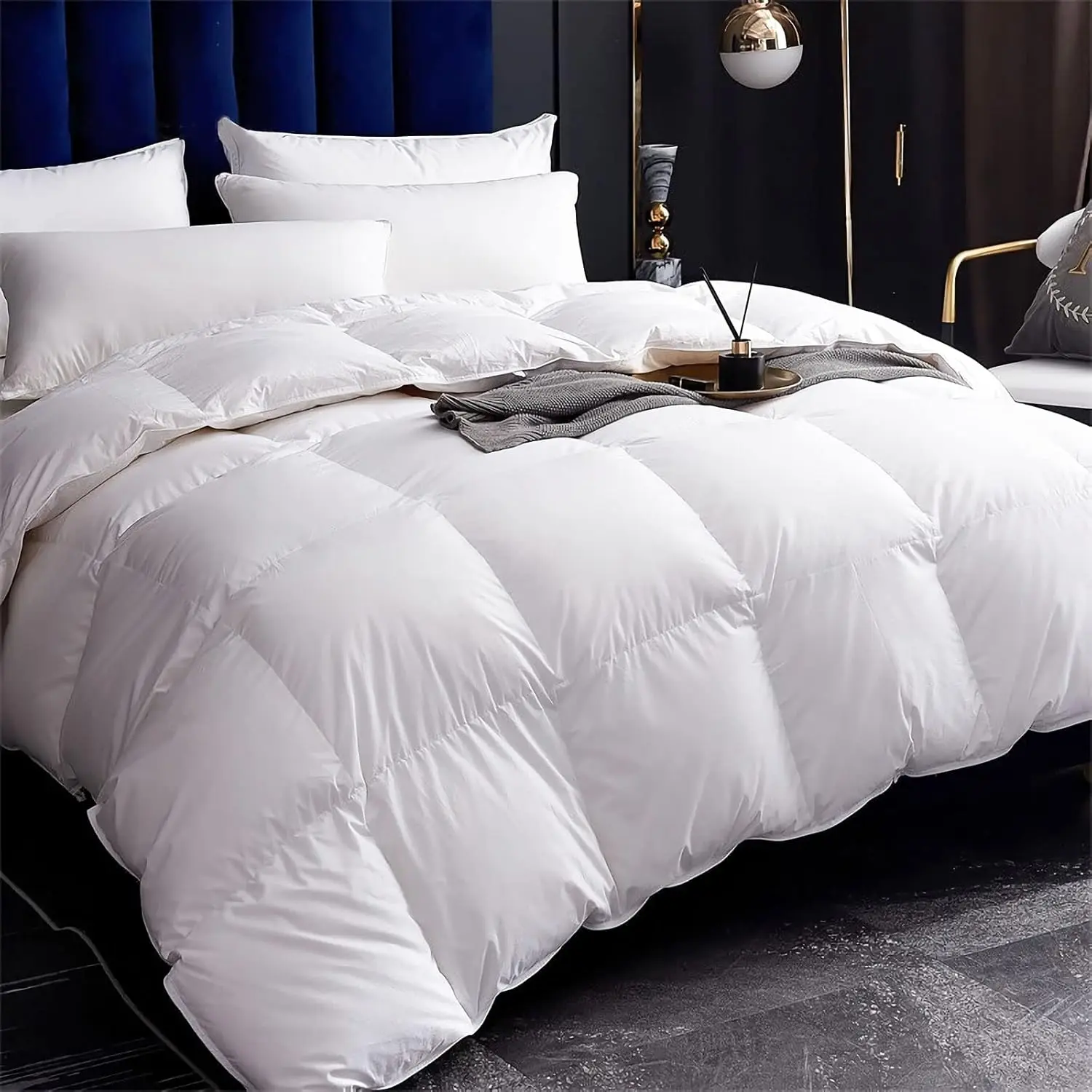 (R) Luxury   Down Comforter  Size, All-Season Duvet Insert, Fluffy 750 Fill-Power Down  Filled,  Cotton Cover, Medium Warm,  White, 68x90 Inch