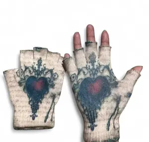 Unisex Soft Knit Full Finger Gloves, Gothic Sacred Heart Print, Vintage Grunge Aesthetic, One Size Stretch Fit, Winter Hand Warmers, Streetwear Accessory