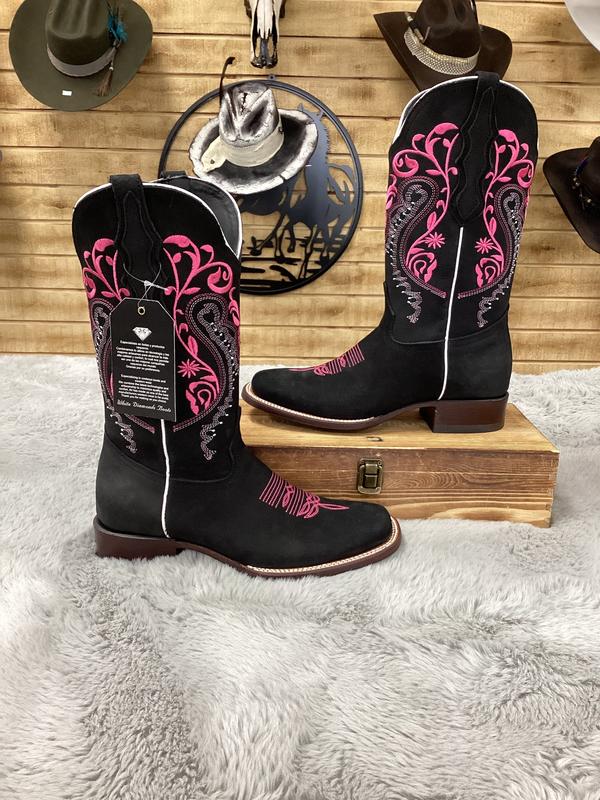 White Diamond Womens Embroidered Nobuck Leather Boots - Black/fuchsia