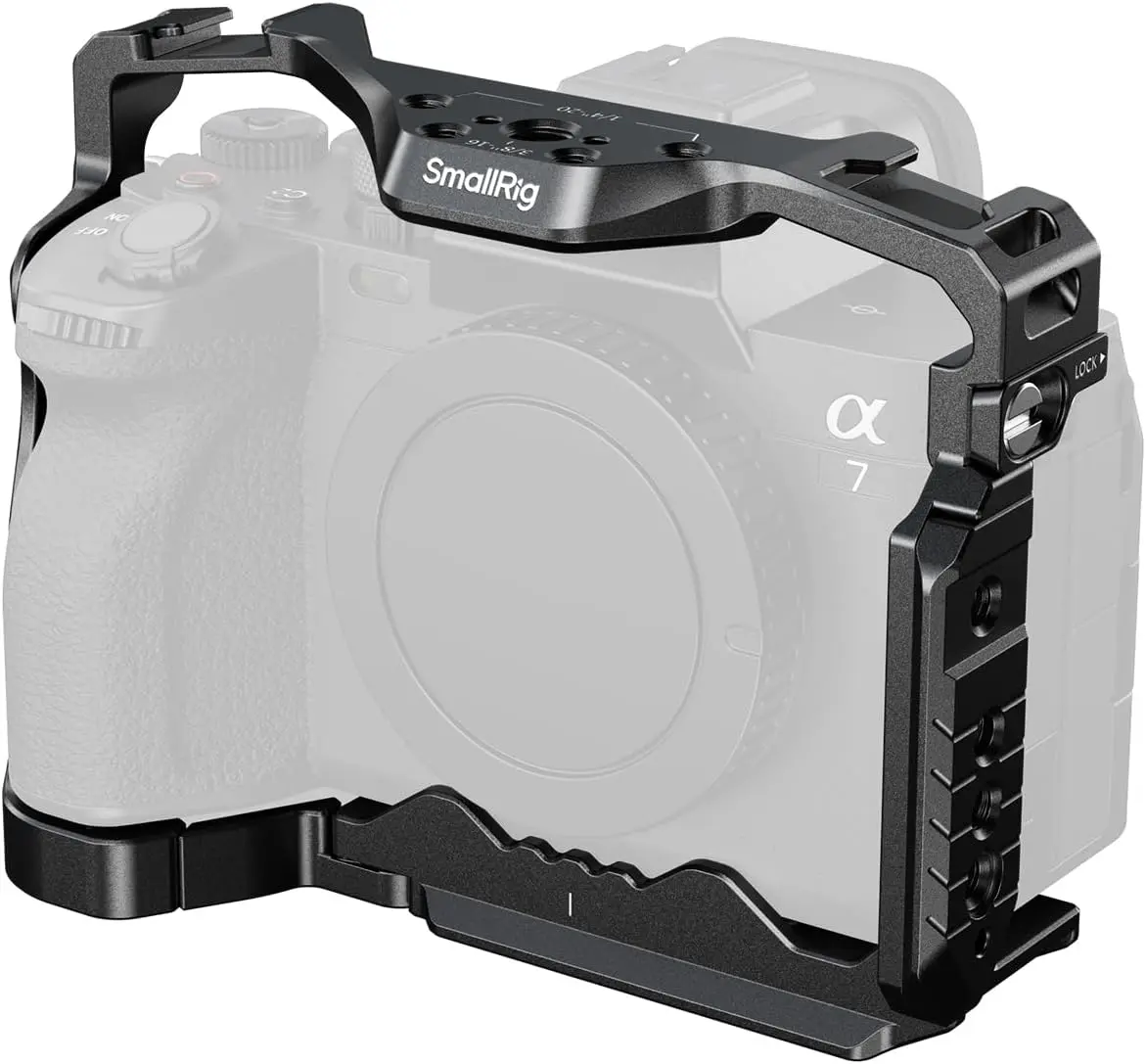 SmallRig HawkLock Quick Release Cage for Sony Alpha 7R V/ Alpha 7 IV/ Alpha 7S III/ Alpha 1 / Alpha 7R IV/ Alpha 7 V Camera, Built-in Quick Release Plate for Arca-3667C